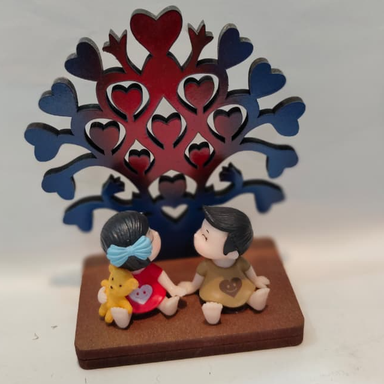 CraftVatika Love Couple Miniature Statue (Design 4) - Ideal Valentine's Day Gift for Boyfriend, Girlfriend, Husband, or Wife | Romantic Home Decor Showpiece